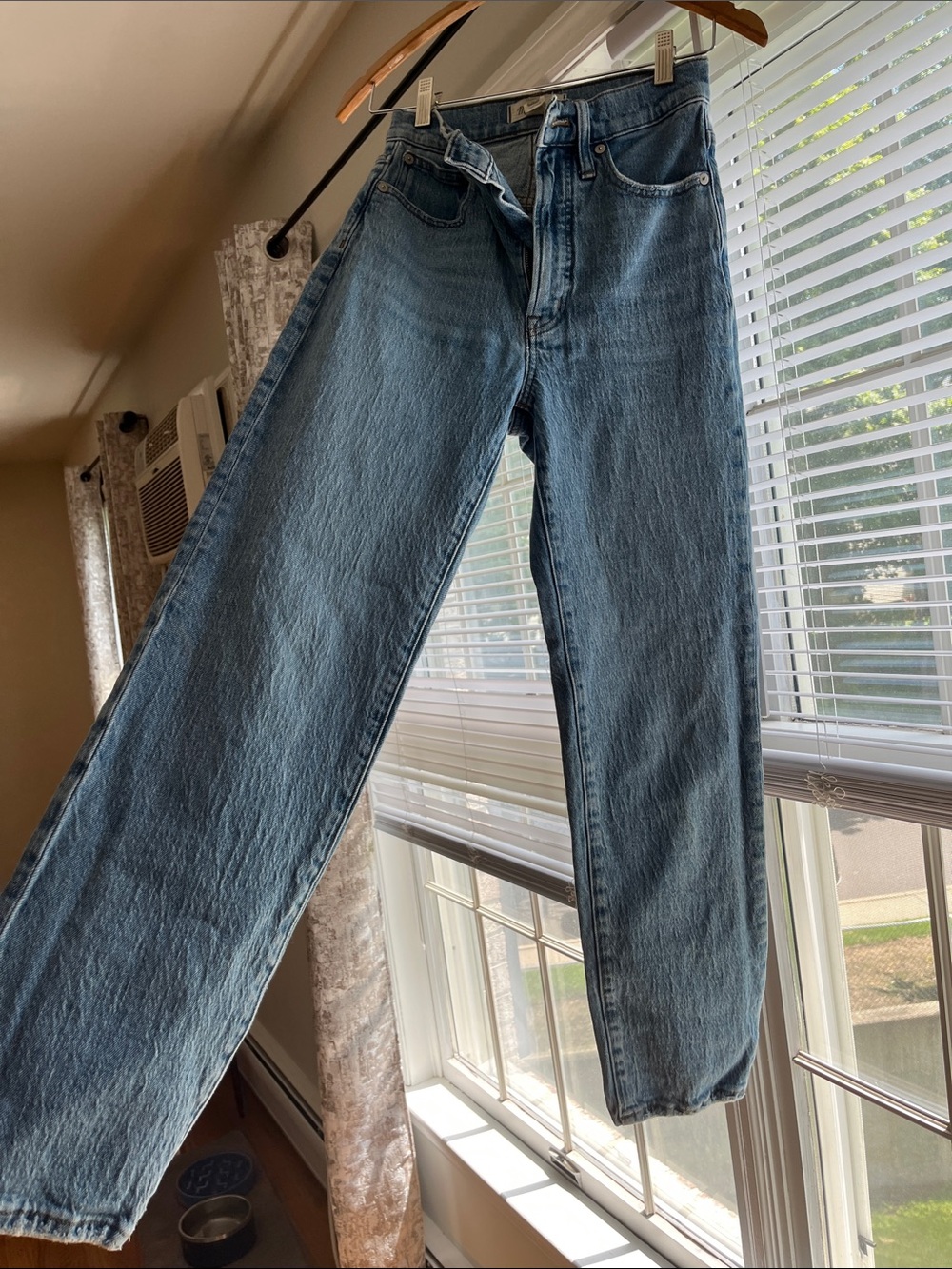 Madewell womens Light Blue Straight Jeans